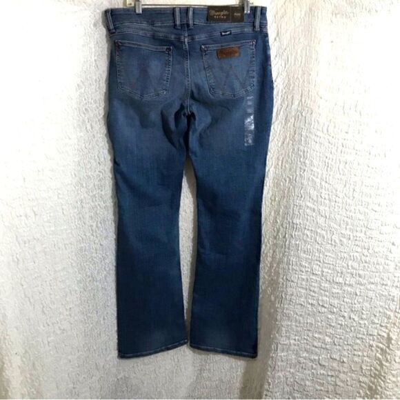 Wrangler NWT Retro Mae Mid-Rise Bootcut Jeans Size 15x32 ( 33 ) - Picture 4 of 10